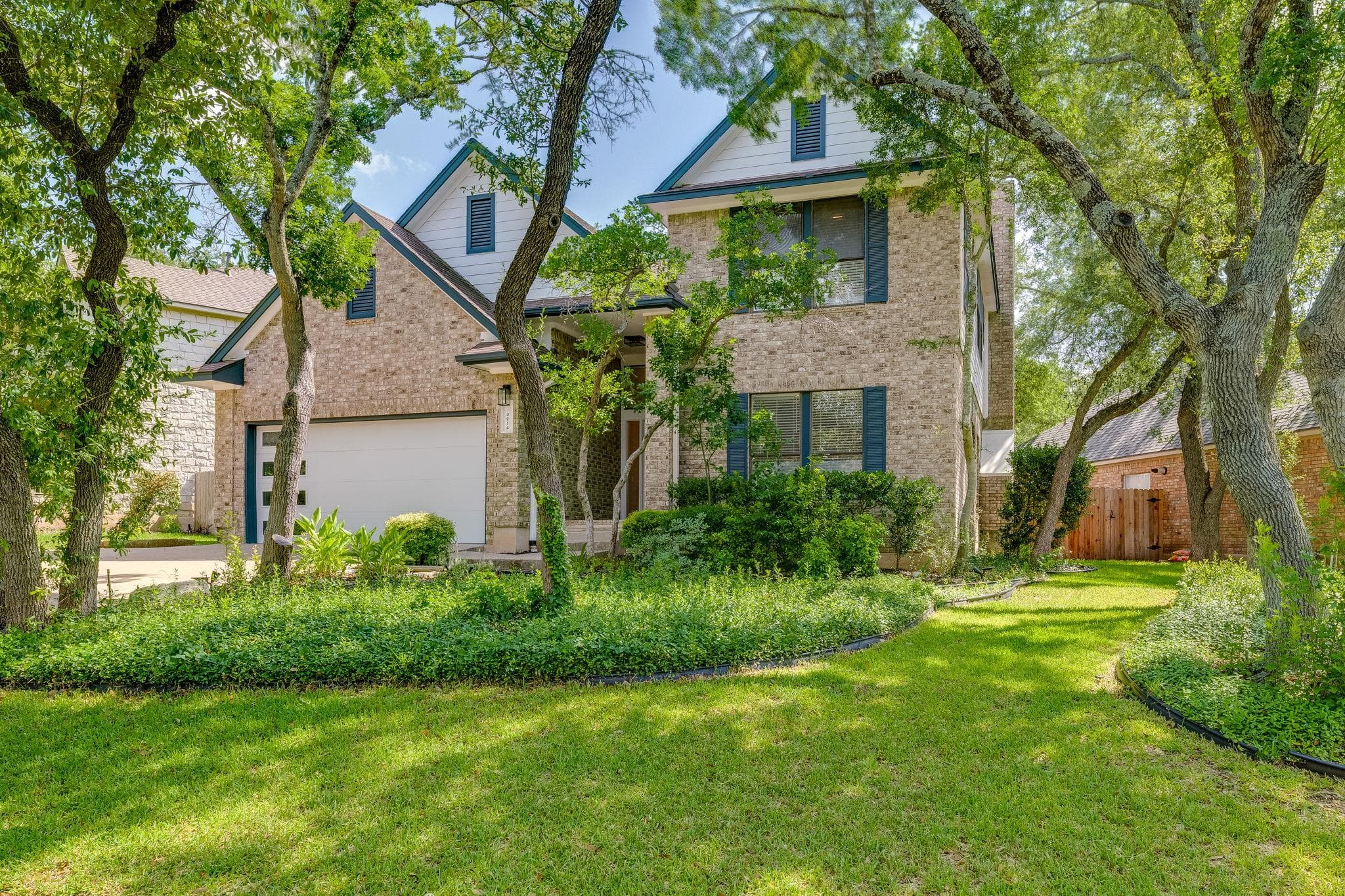 3914 Latimer Dr