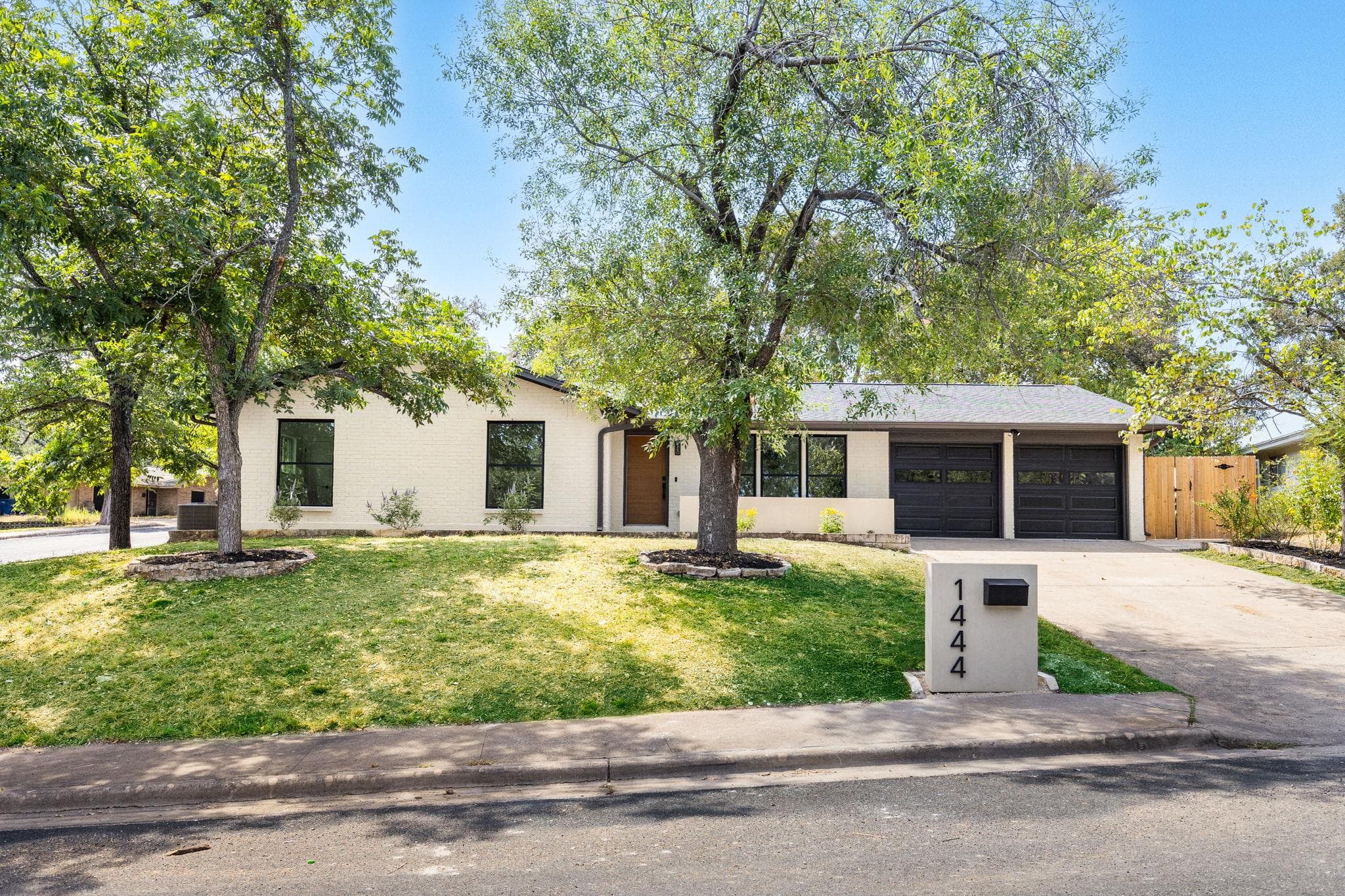 1444 Salem Meadow Cir