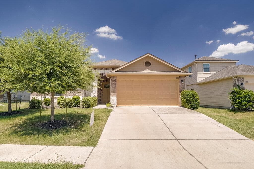 13804 Cantarra Dr