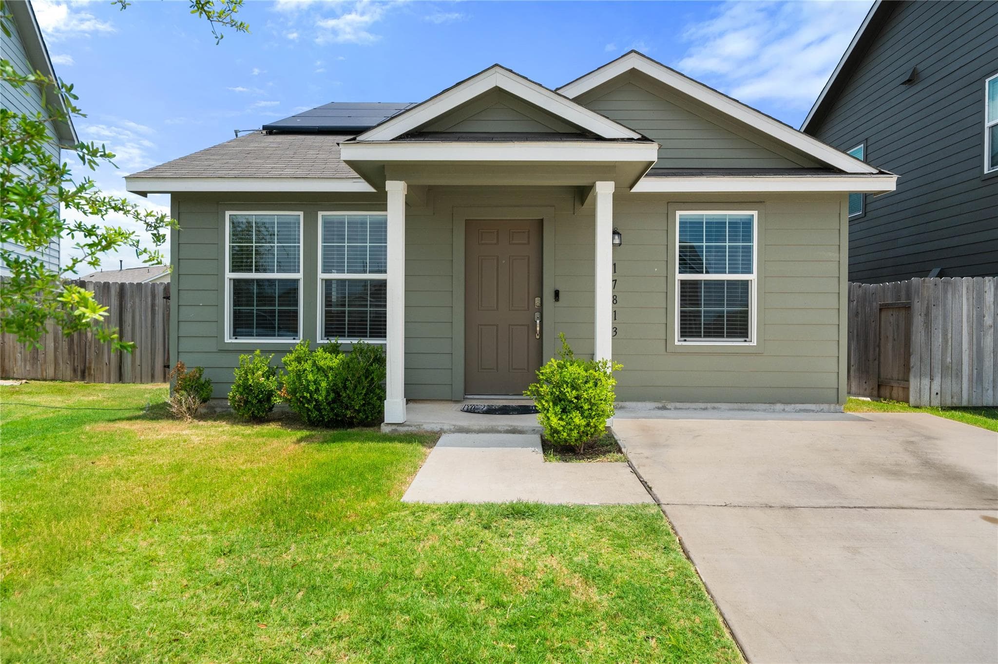 17813 Willacy Cv