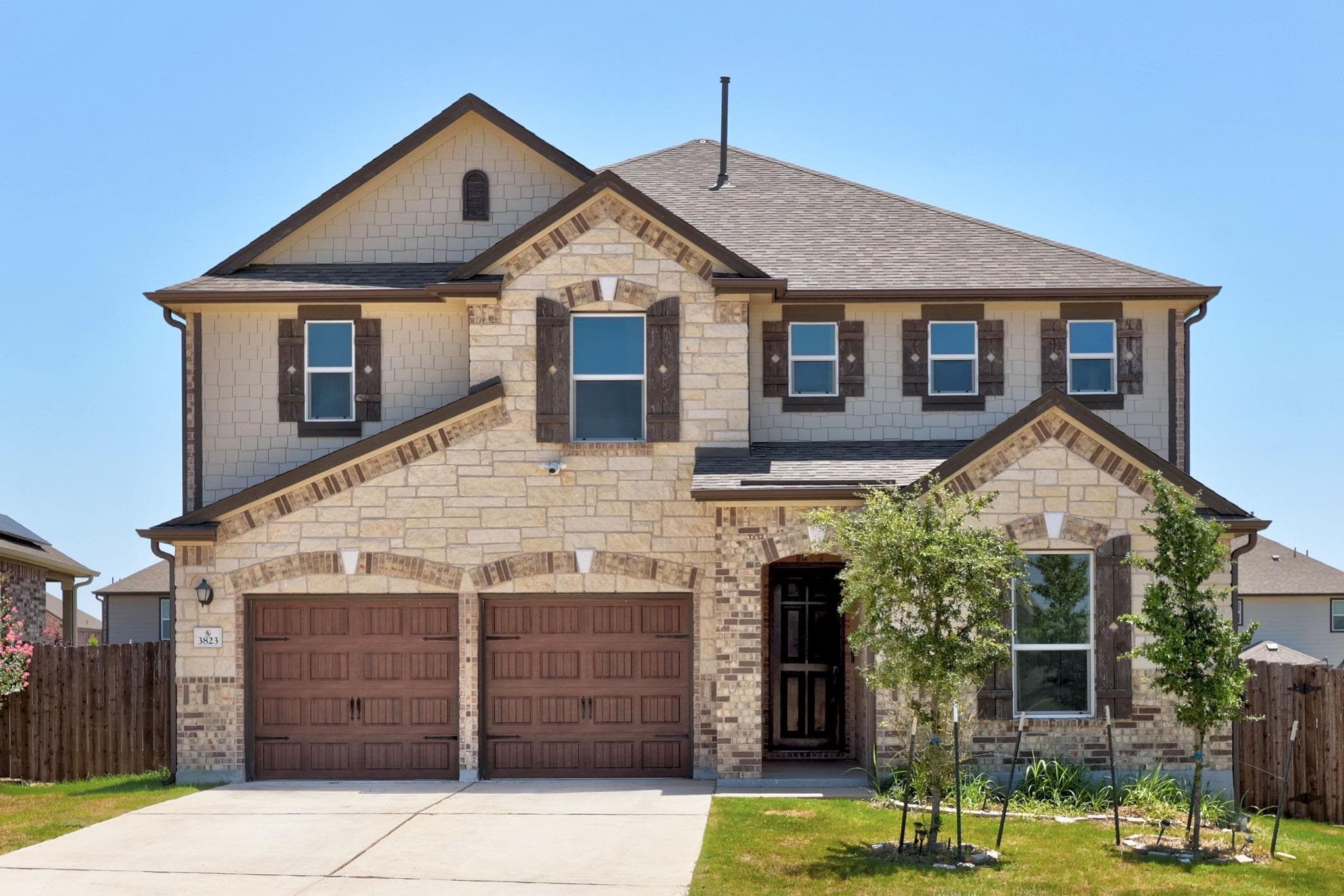 3823 Forino Dr