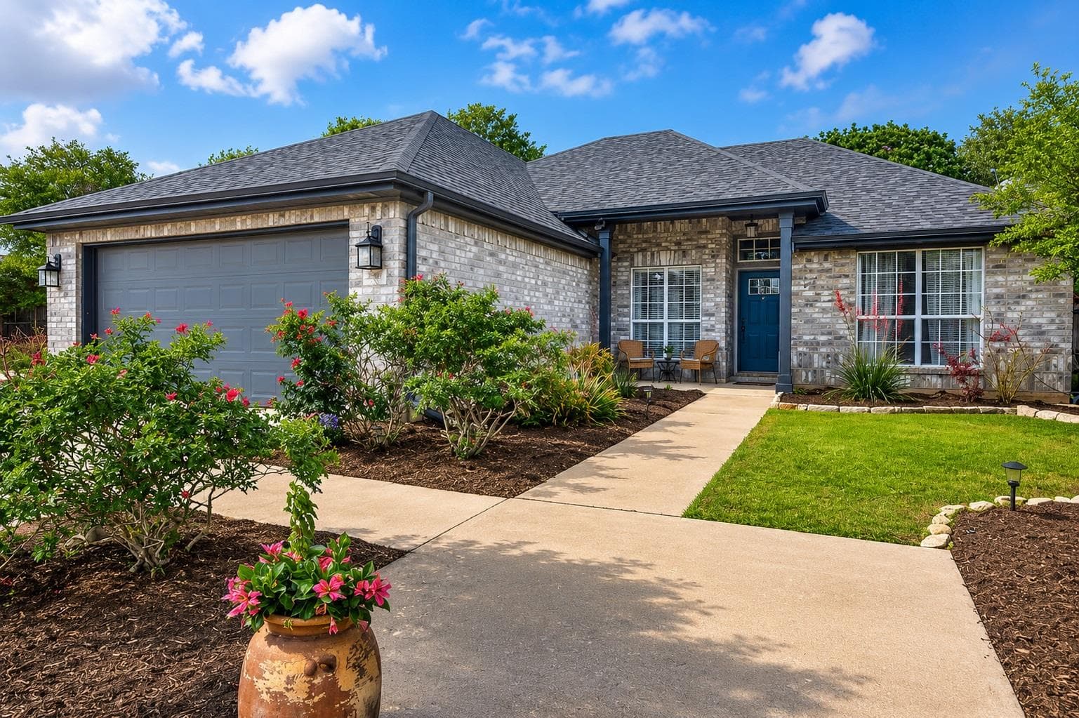 201 Rio Vista Dr