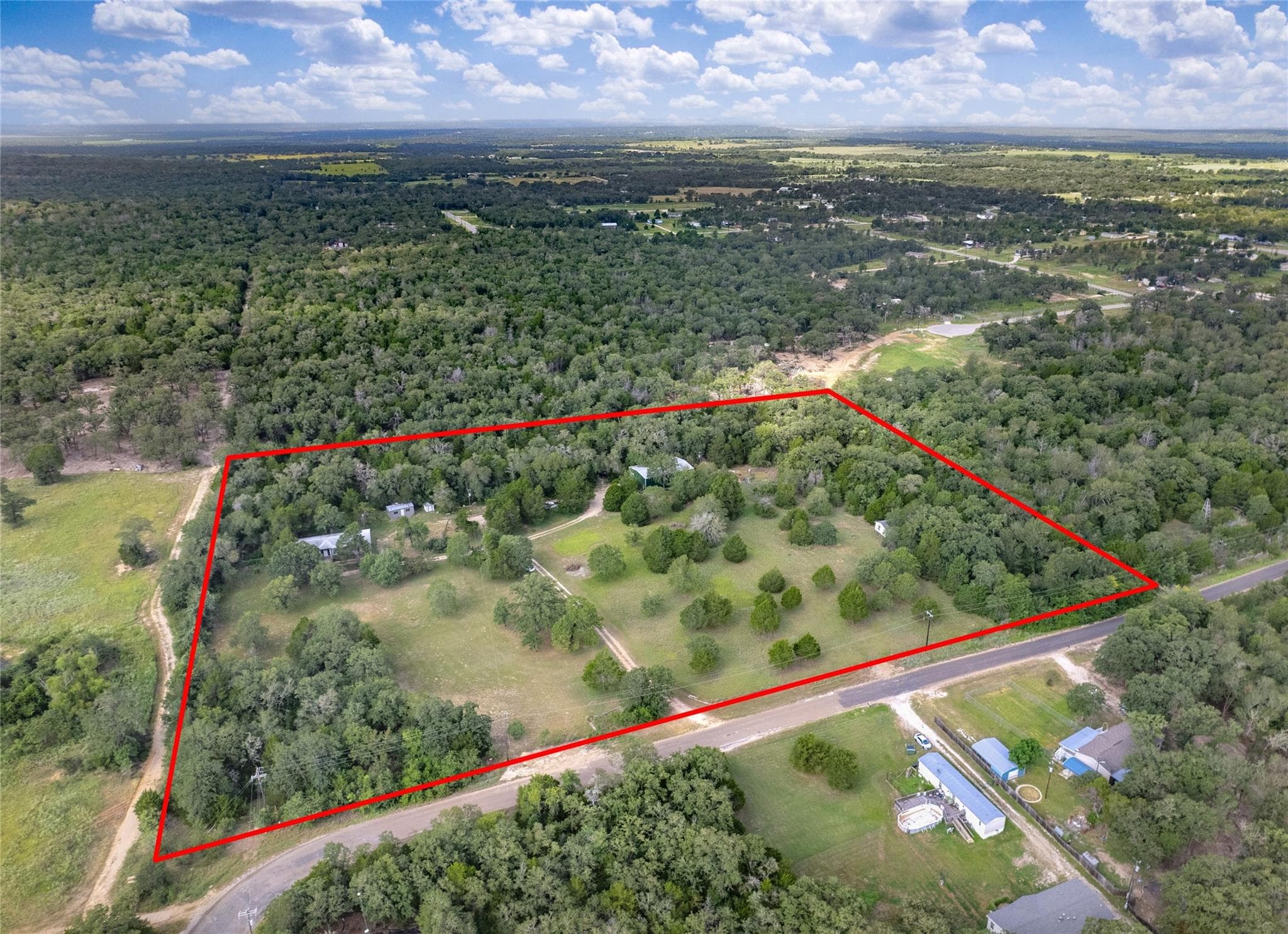 155 Hidden Oaks Loop