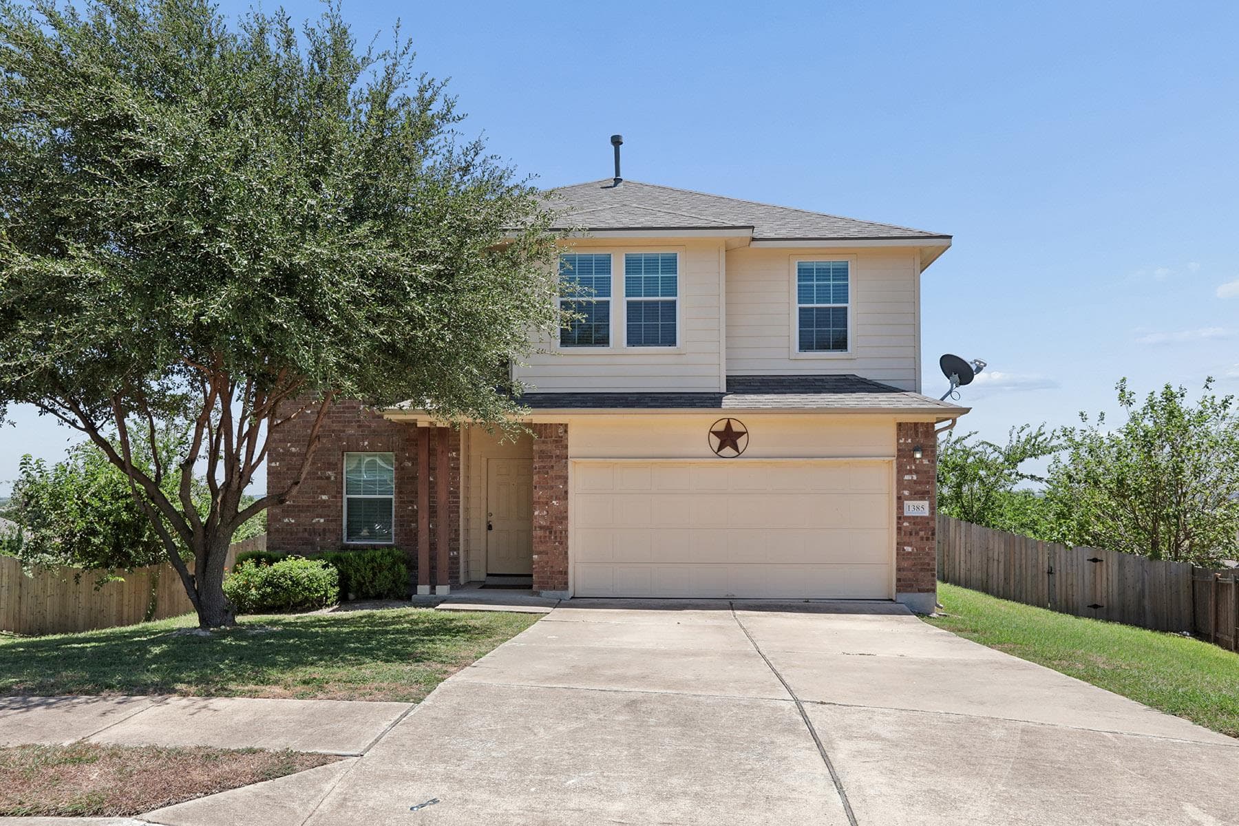 1385 Red Stag Pl