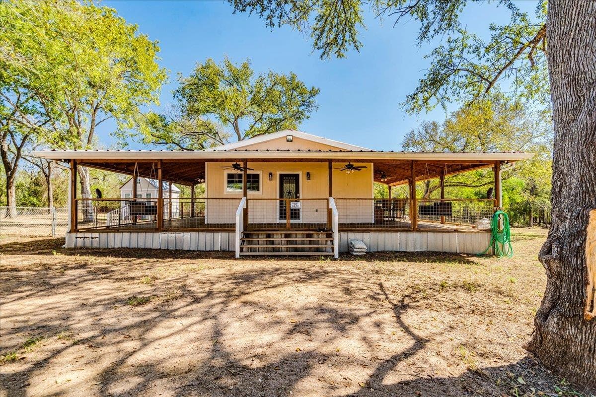 659 Fox Ln