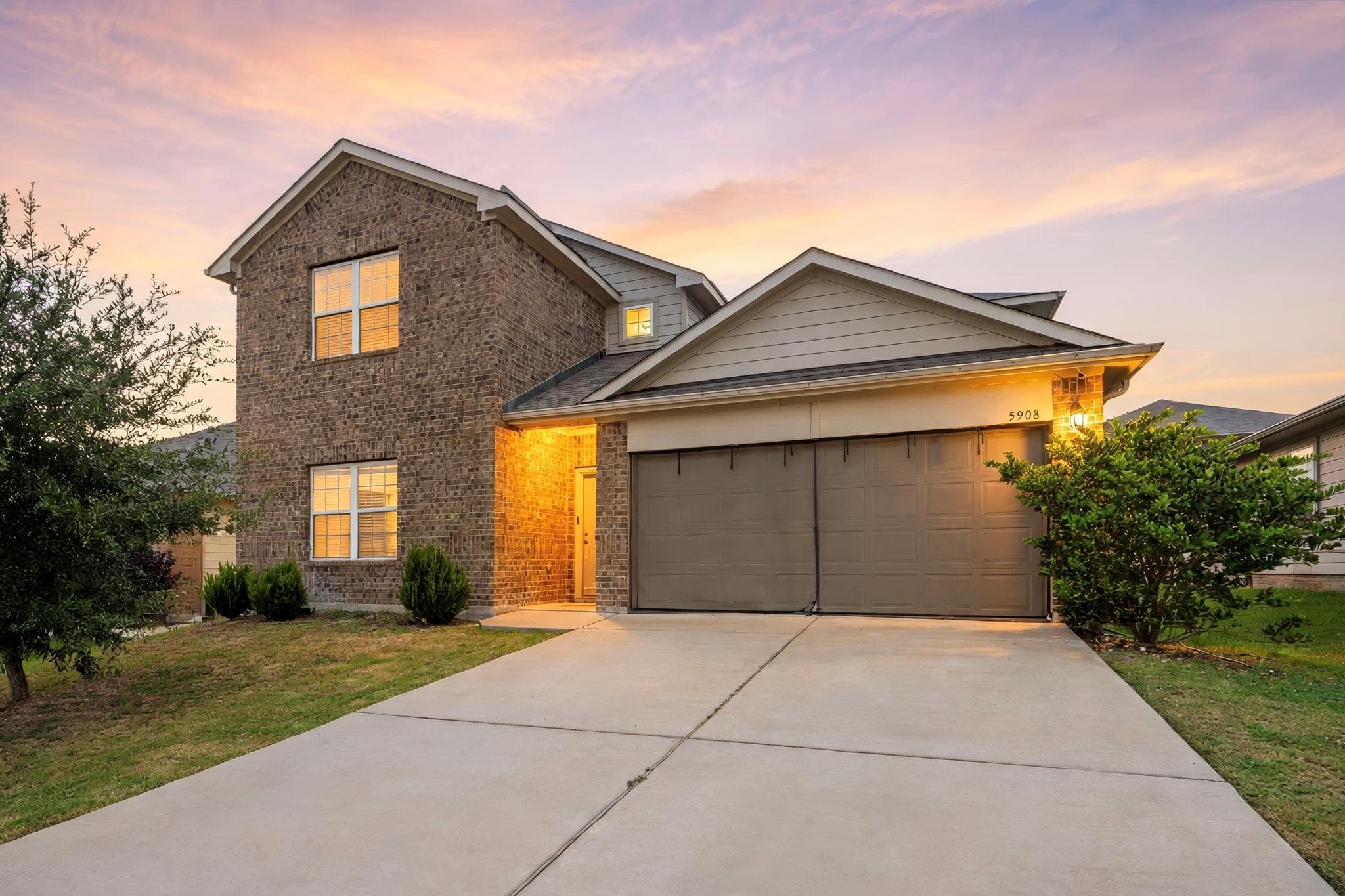 5908 Brampton Ln