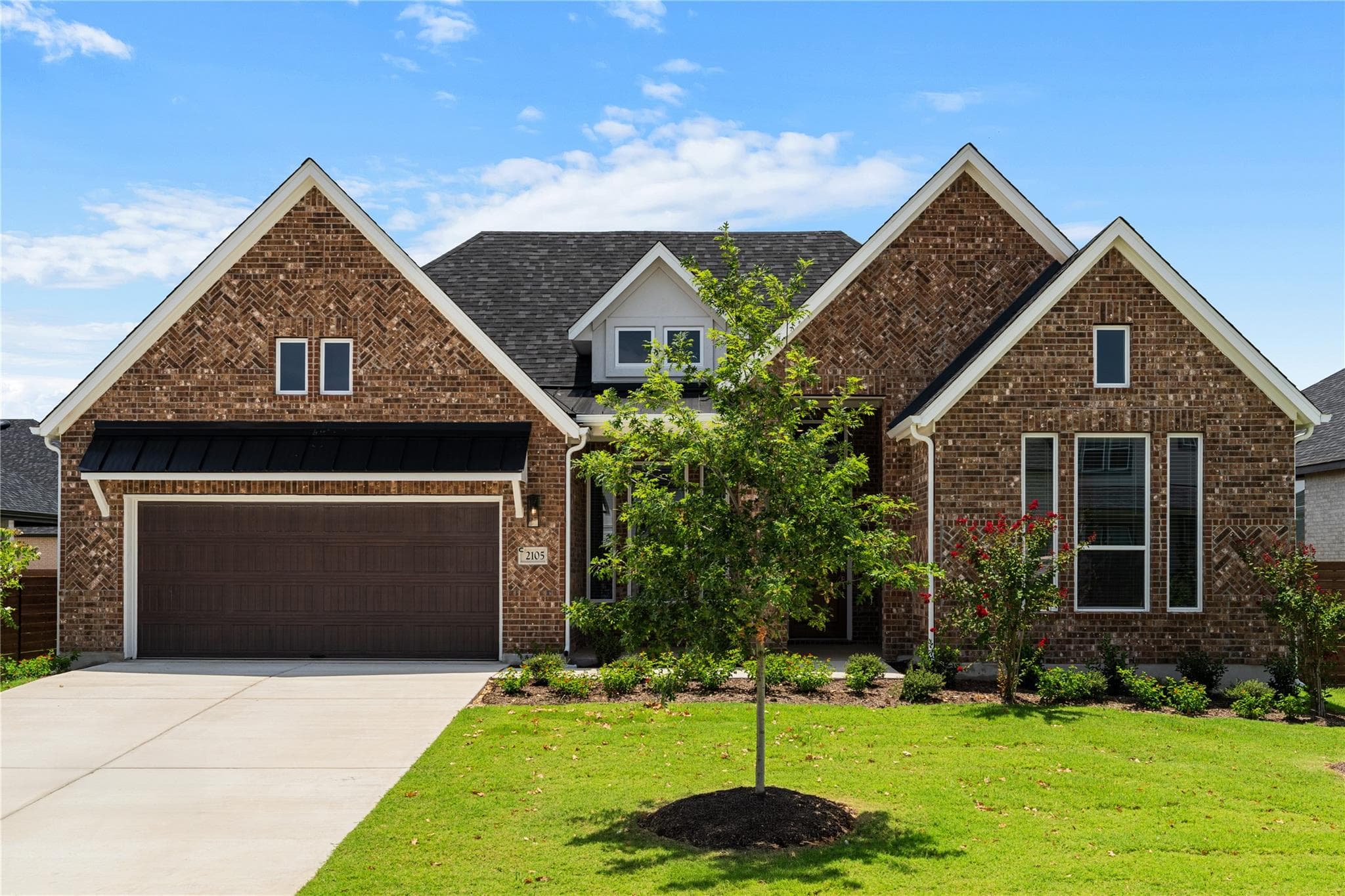 2105 Tobiano Trce