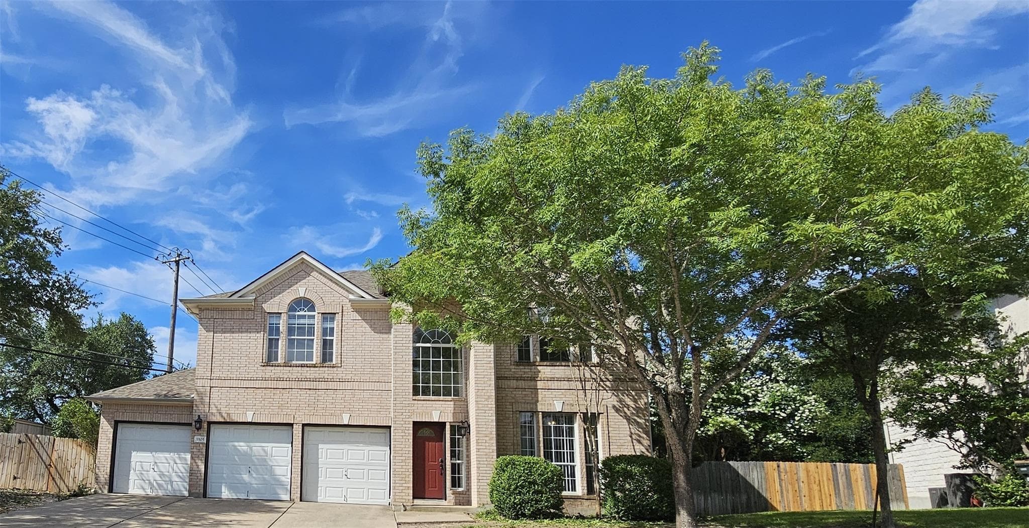 11505 Emerald Falls Dr