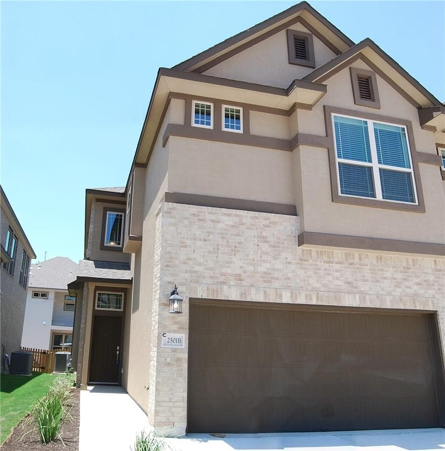 2501 Meyer Cv #B