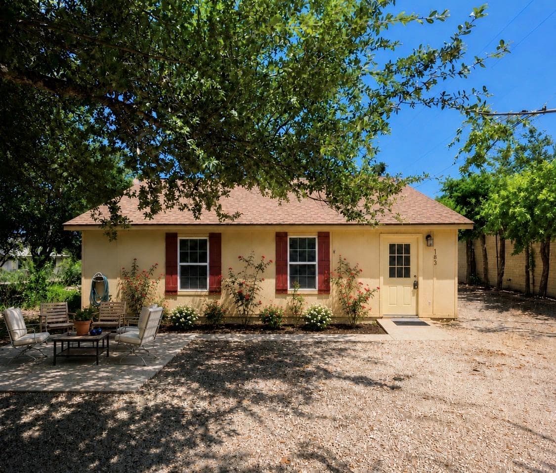 1623 Breezy Cv