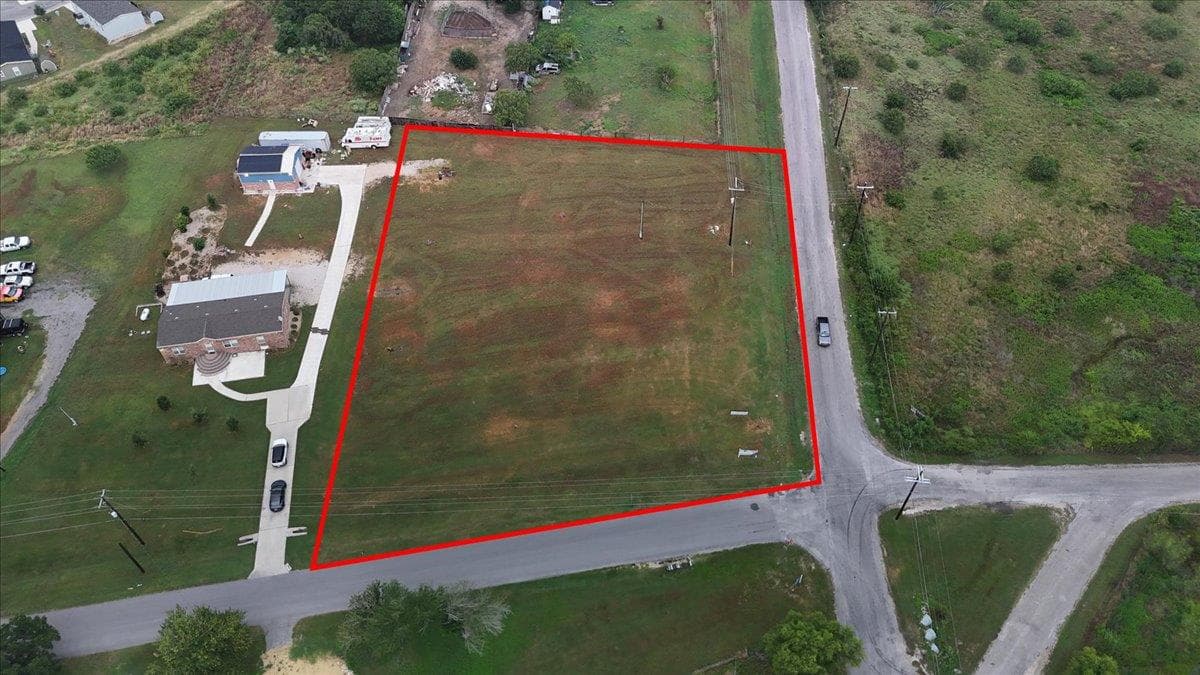 2 S Plum Creek Rd