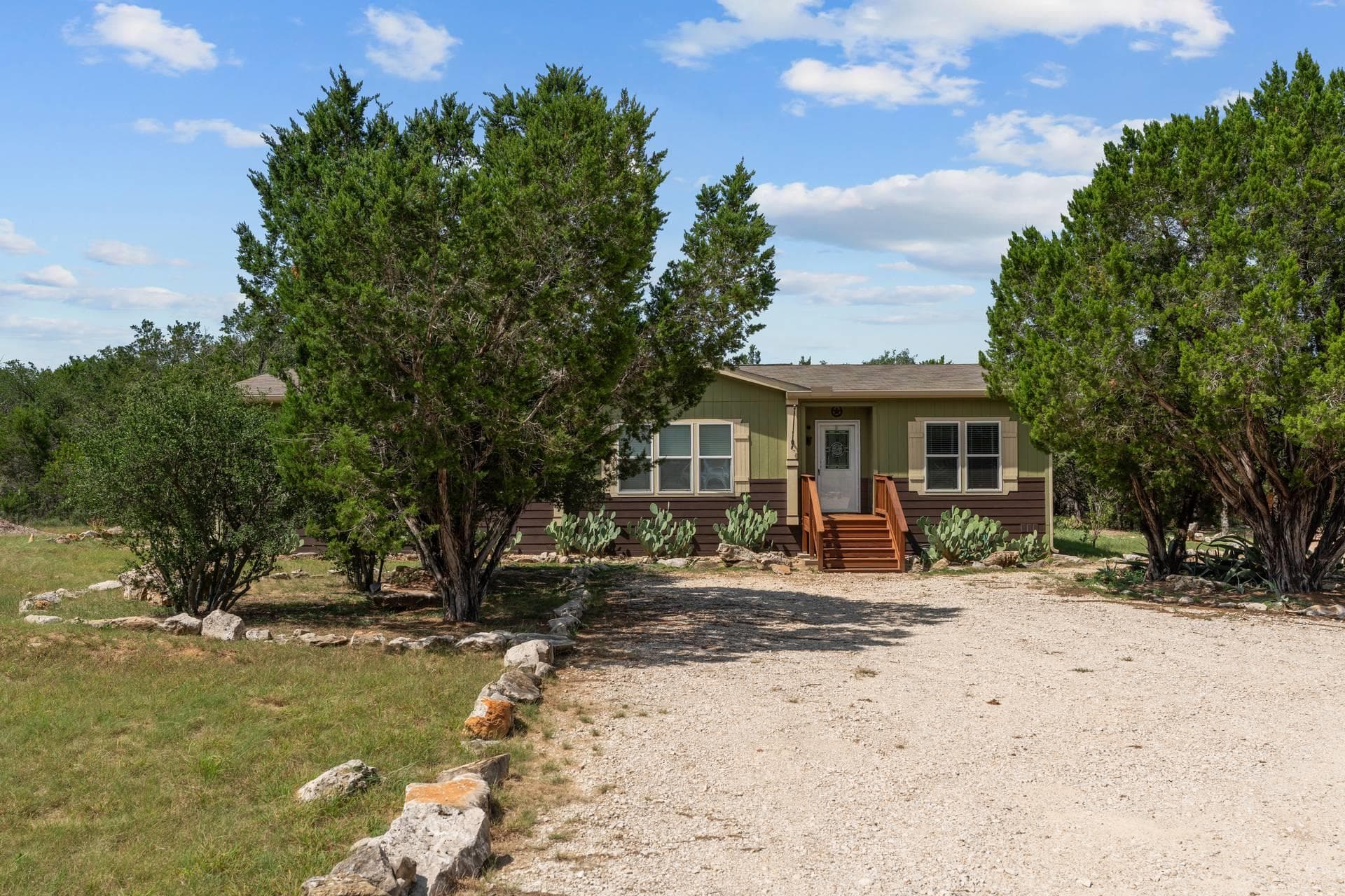 23038 Pedernales Canyon Trl
