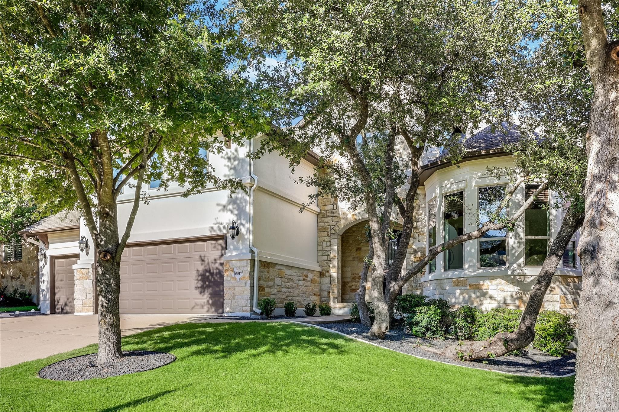 8817 Ambrosia Dr