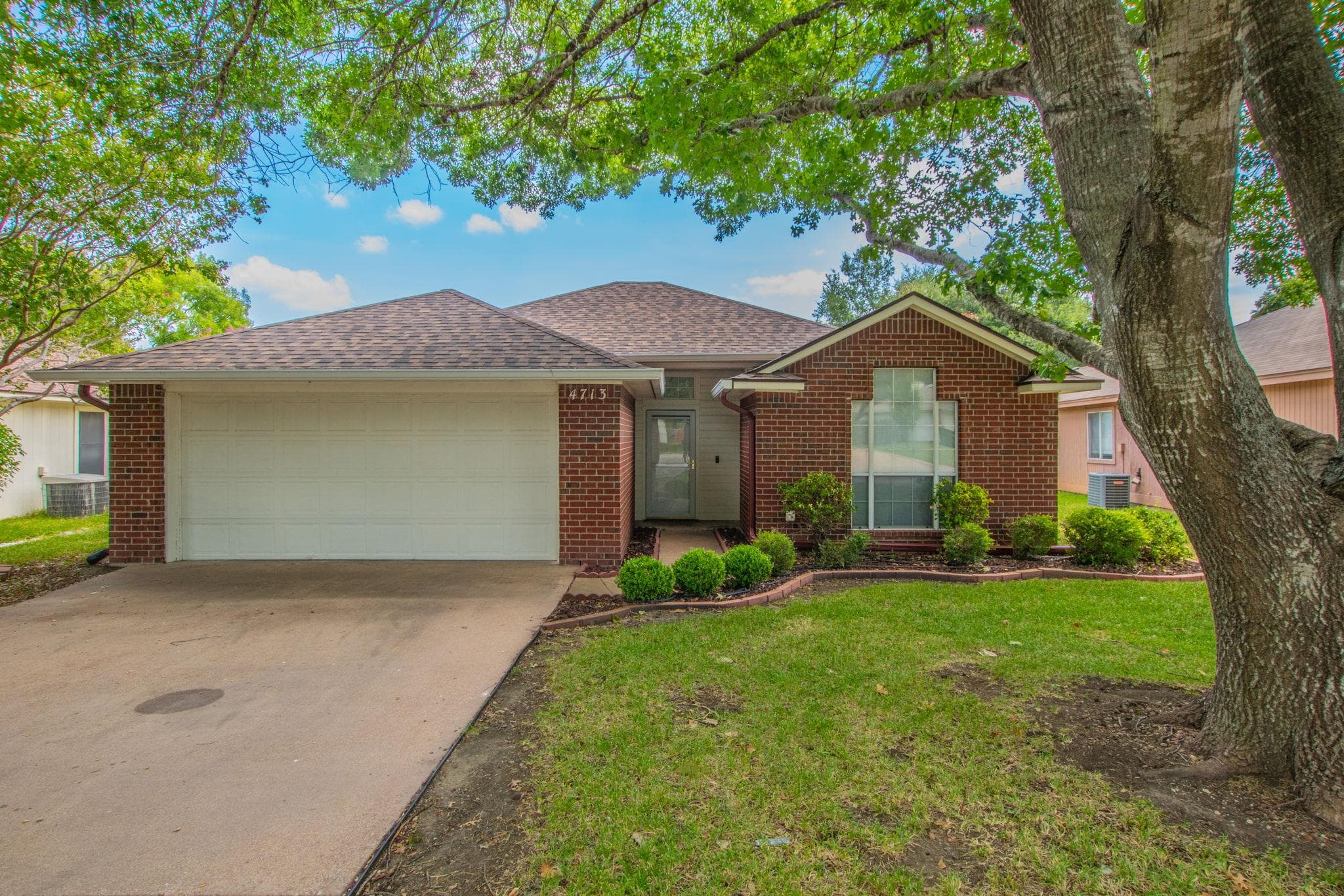 4713 Hartrick Bluff Rd