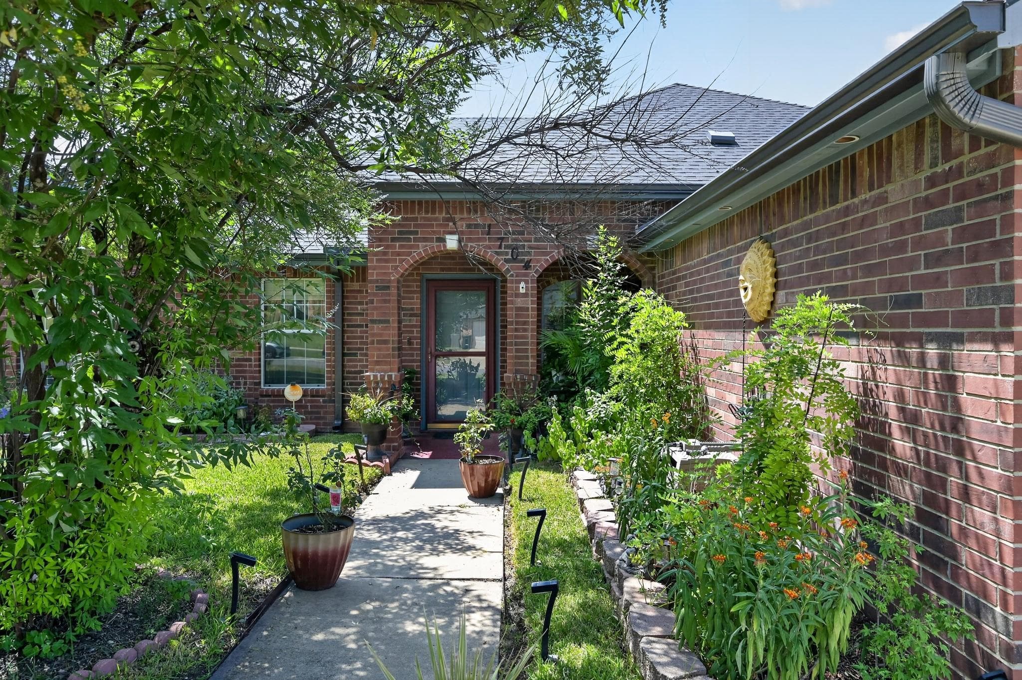1704 Prestige Loop
