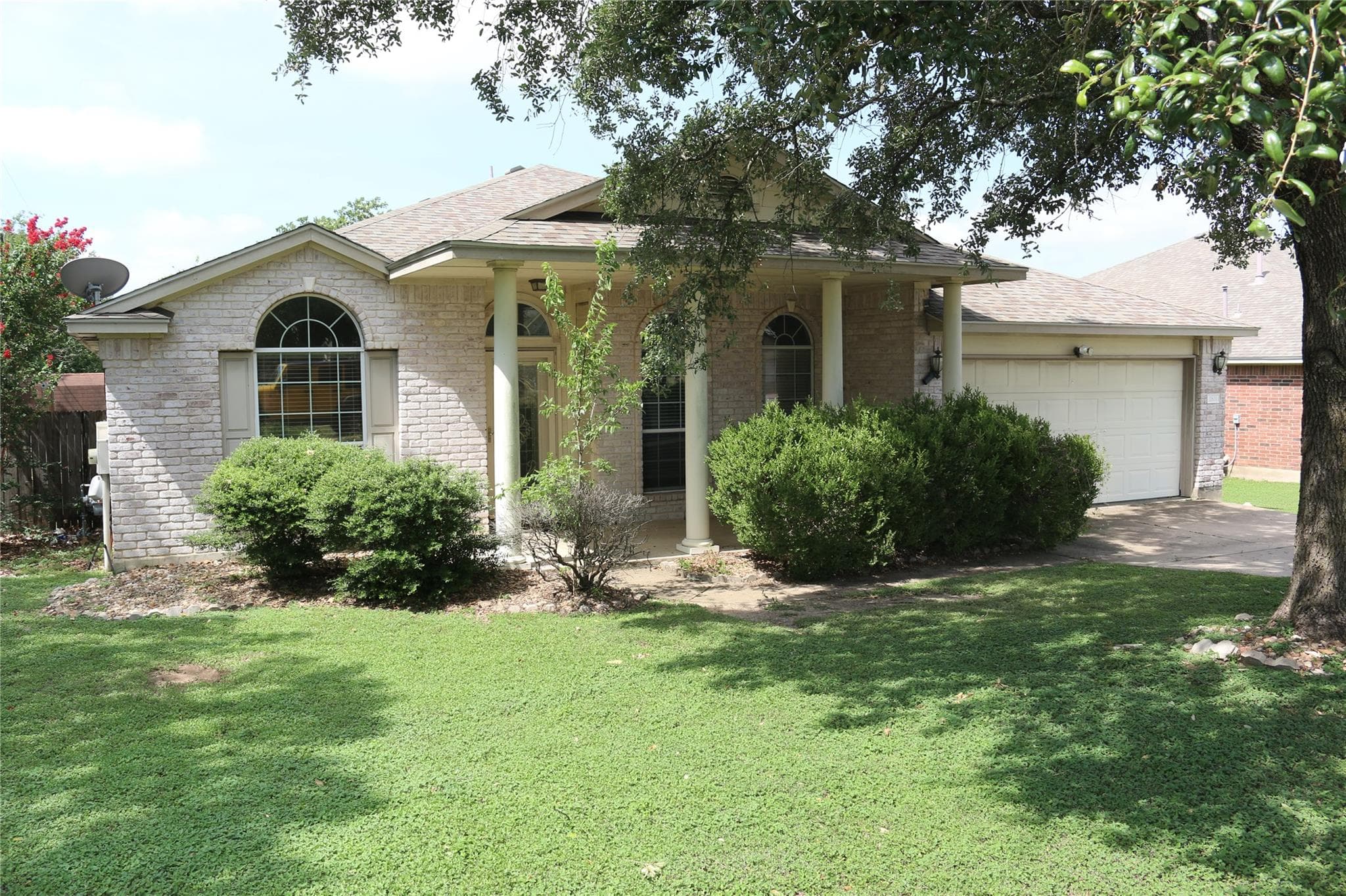 1811 W Pflugerville Pkwy