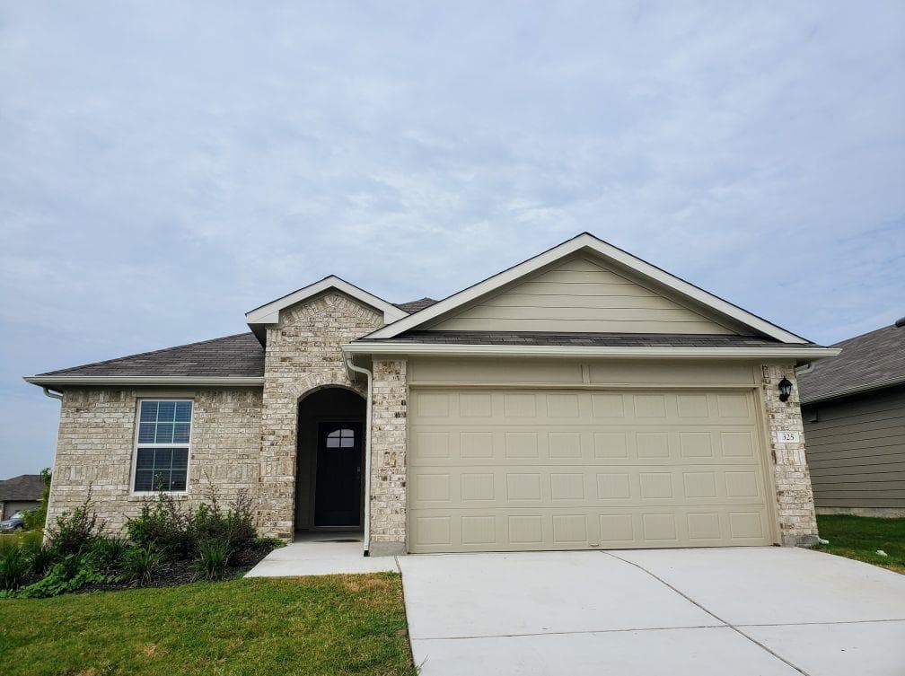 325 DARWIN Pl