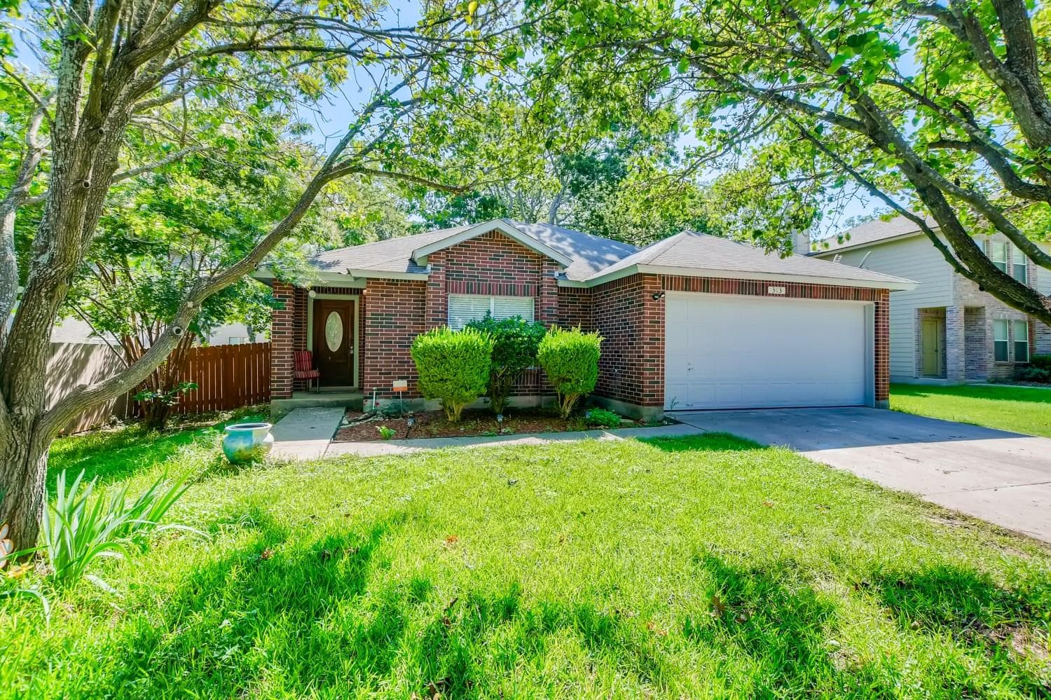 303 Bello Dr