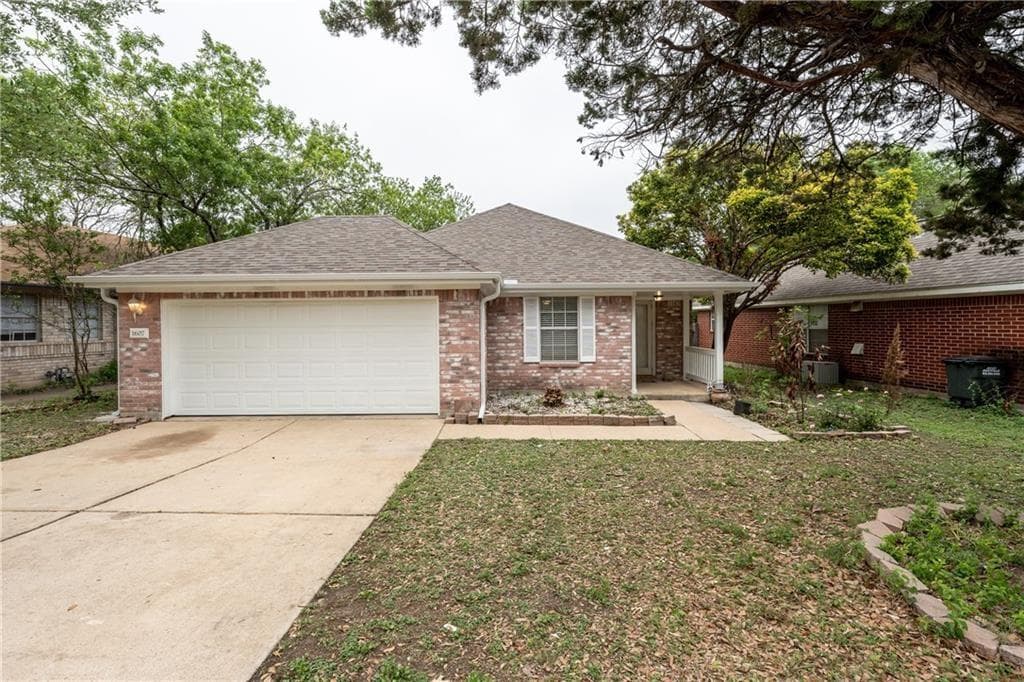1607 Greening Way