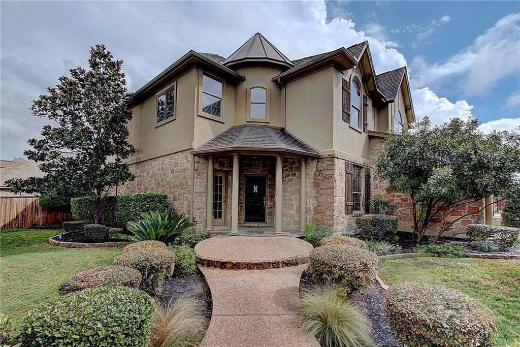 2409 Santa Clara Ln