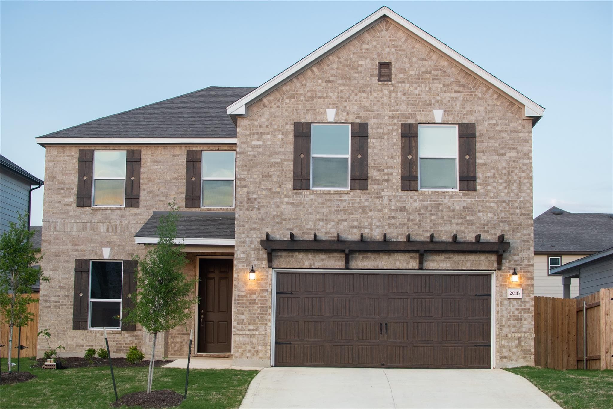 2016 Alexander Oaks Dr
