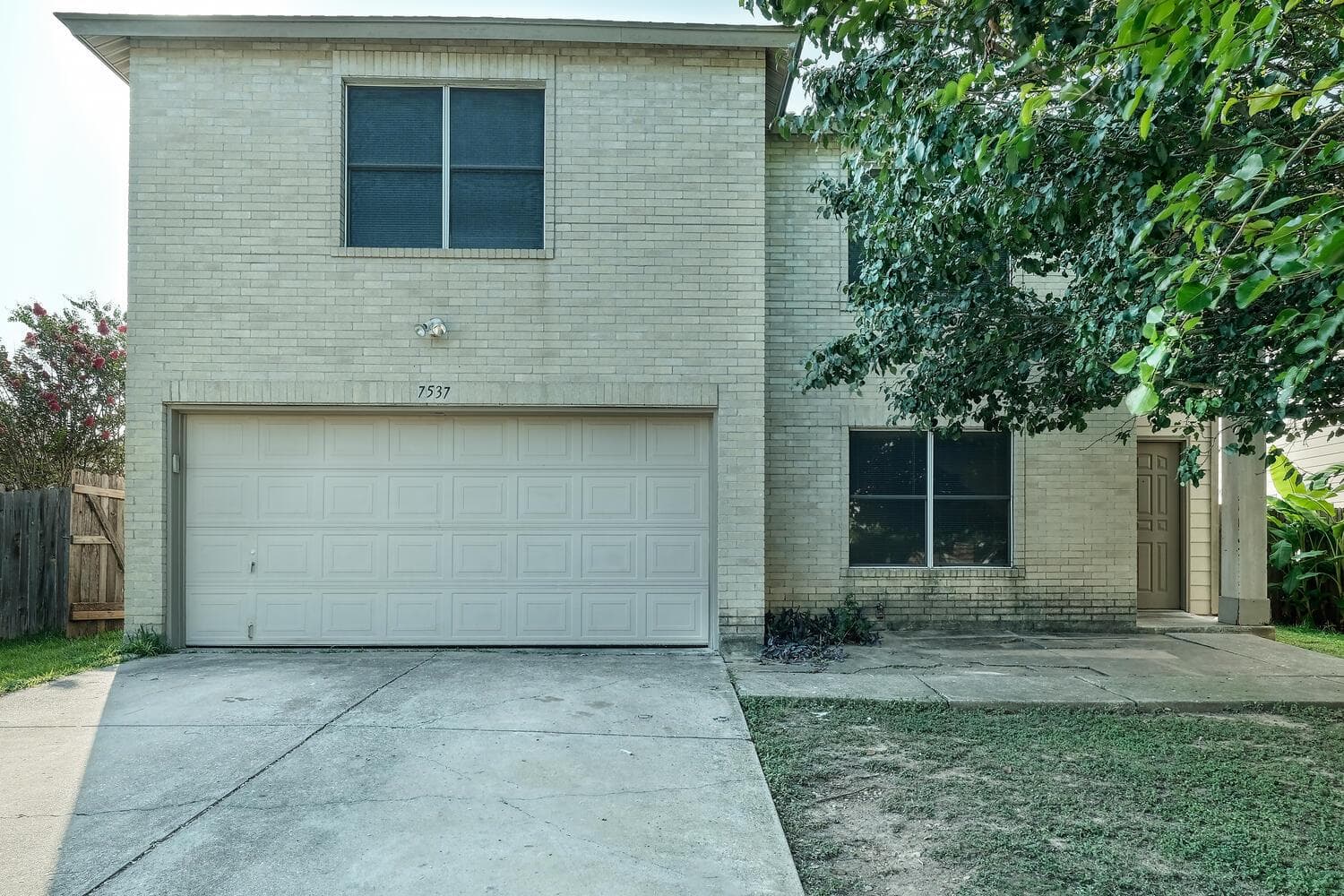 7537 Redrick Dr