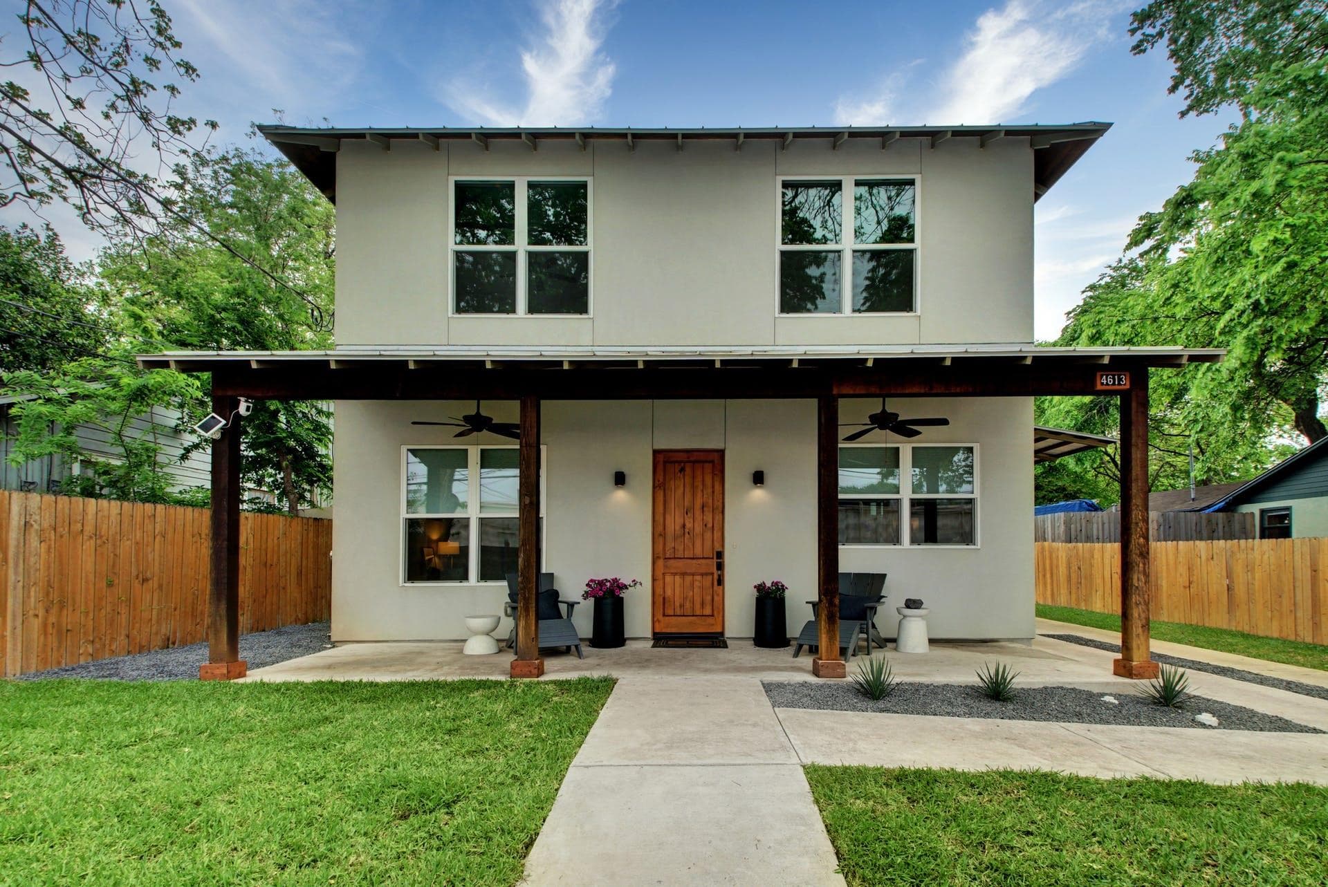 4613 Harmon Ave