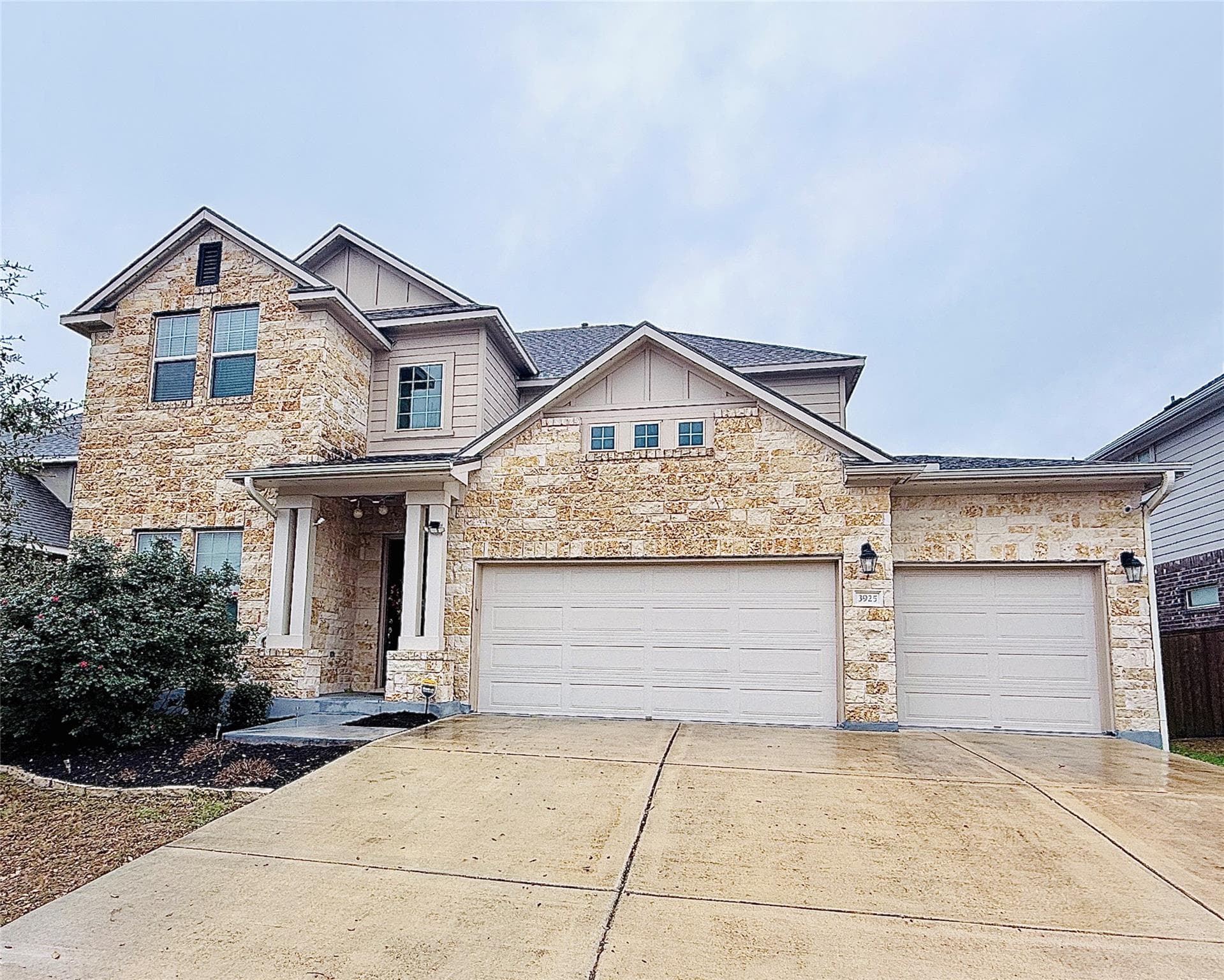 3925 Gildas Path