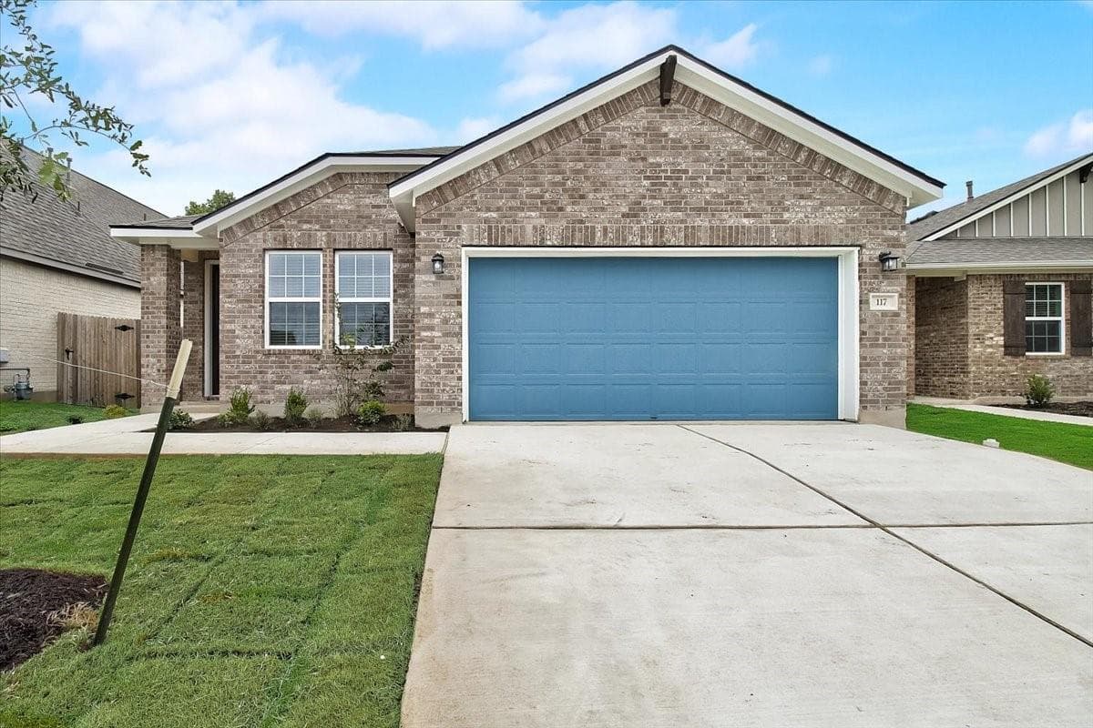 117 Lacey Oak Loop