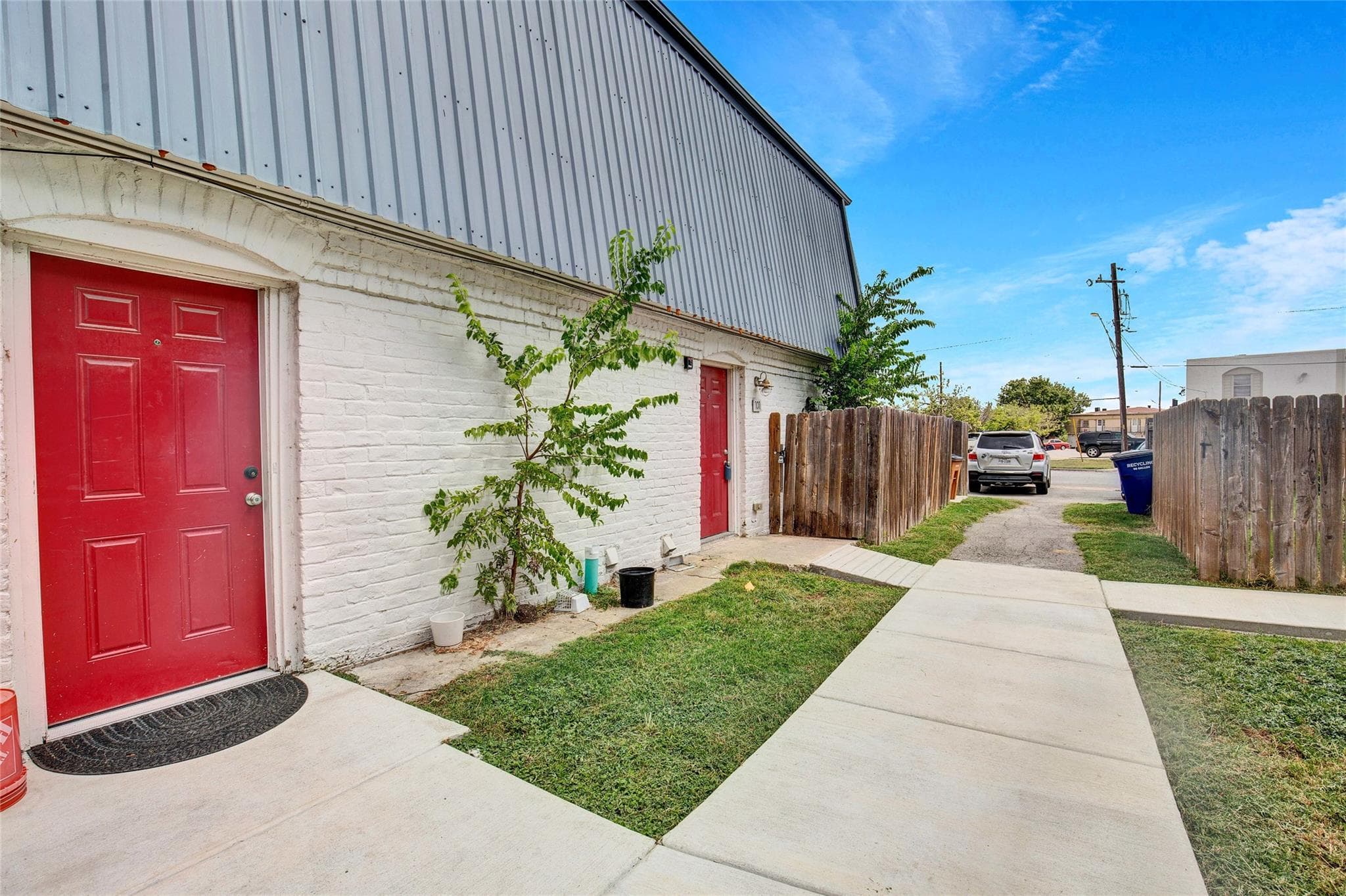 7204 Twin Crest Dr #101