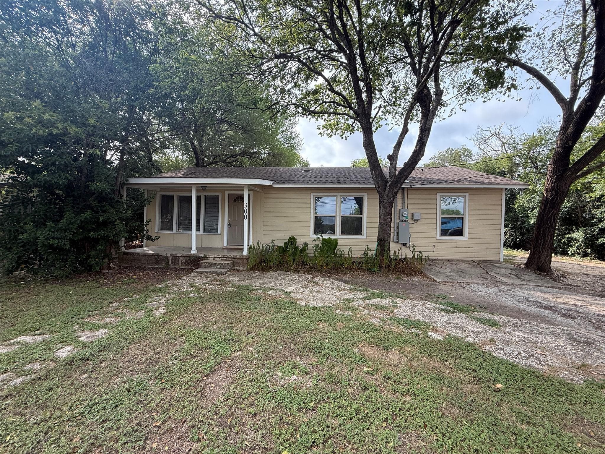 300 Mill St