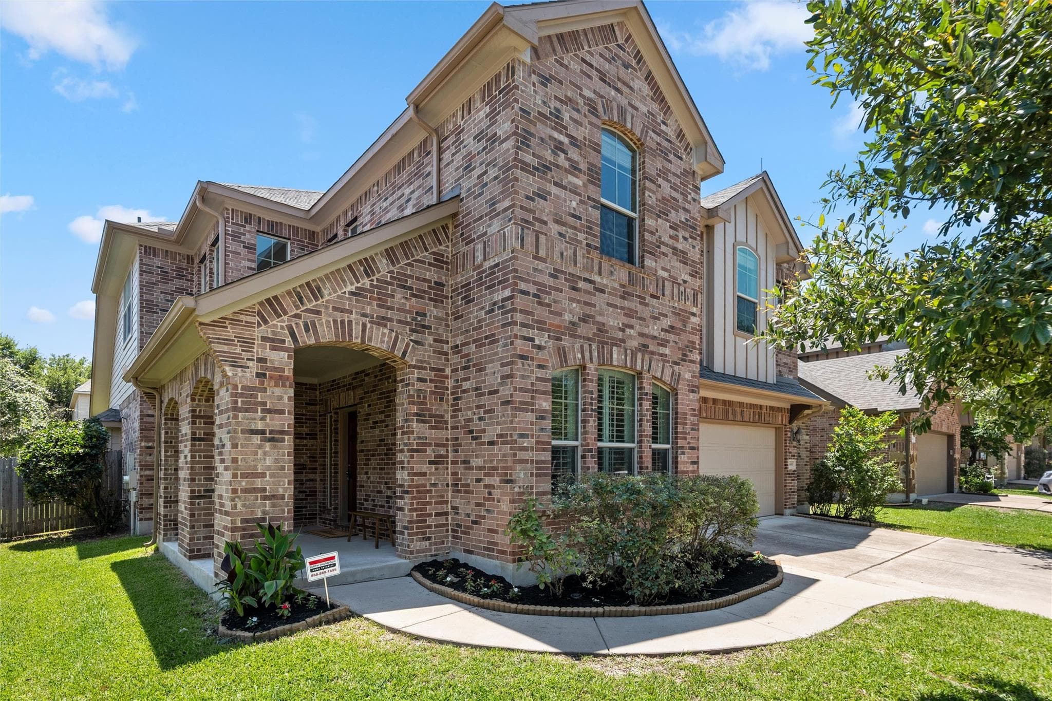 2693 Mirasol Loop