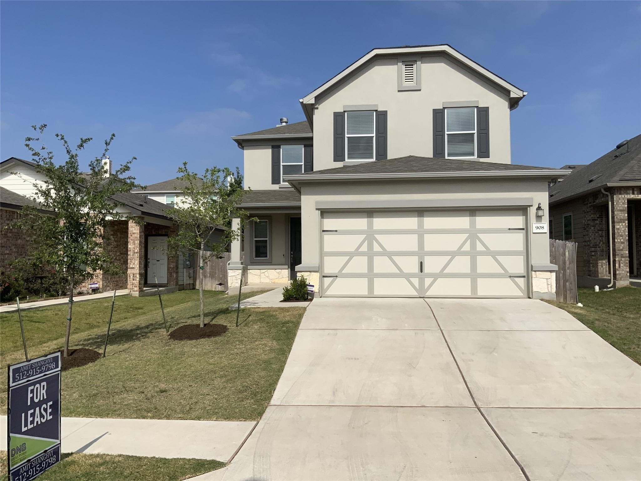 908 Solitude Dr