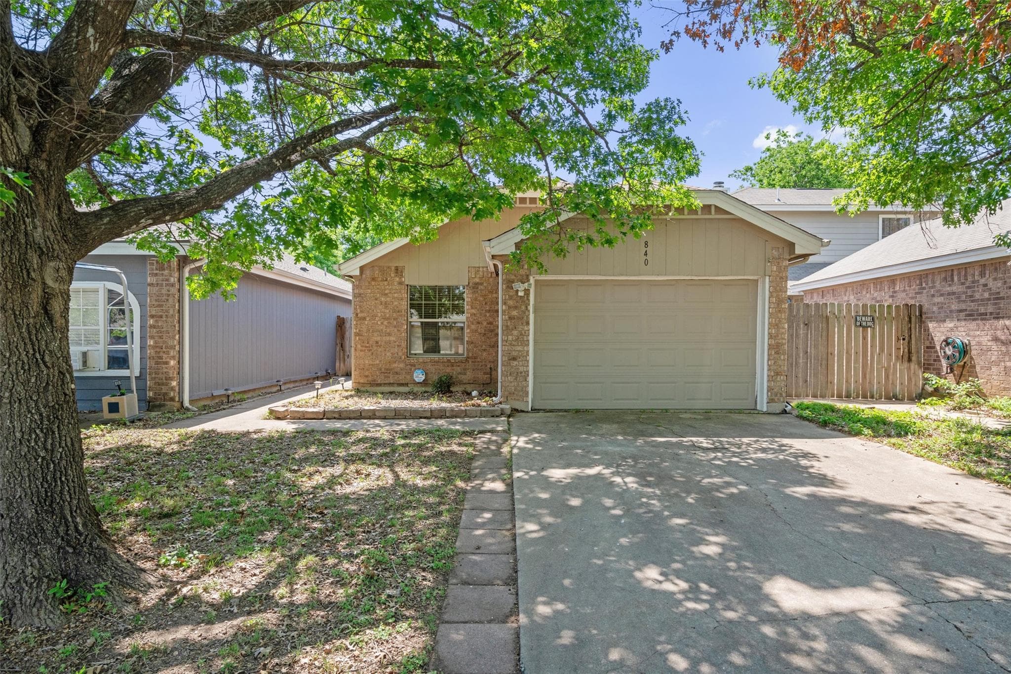 840 Eagles Way