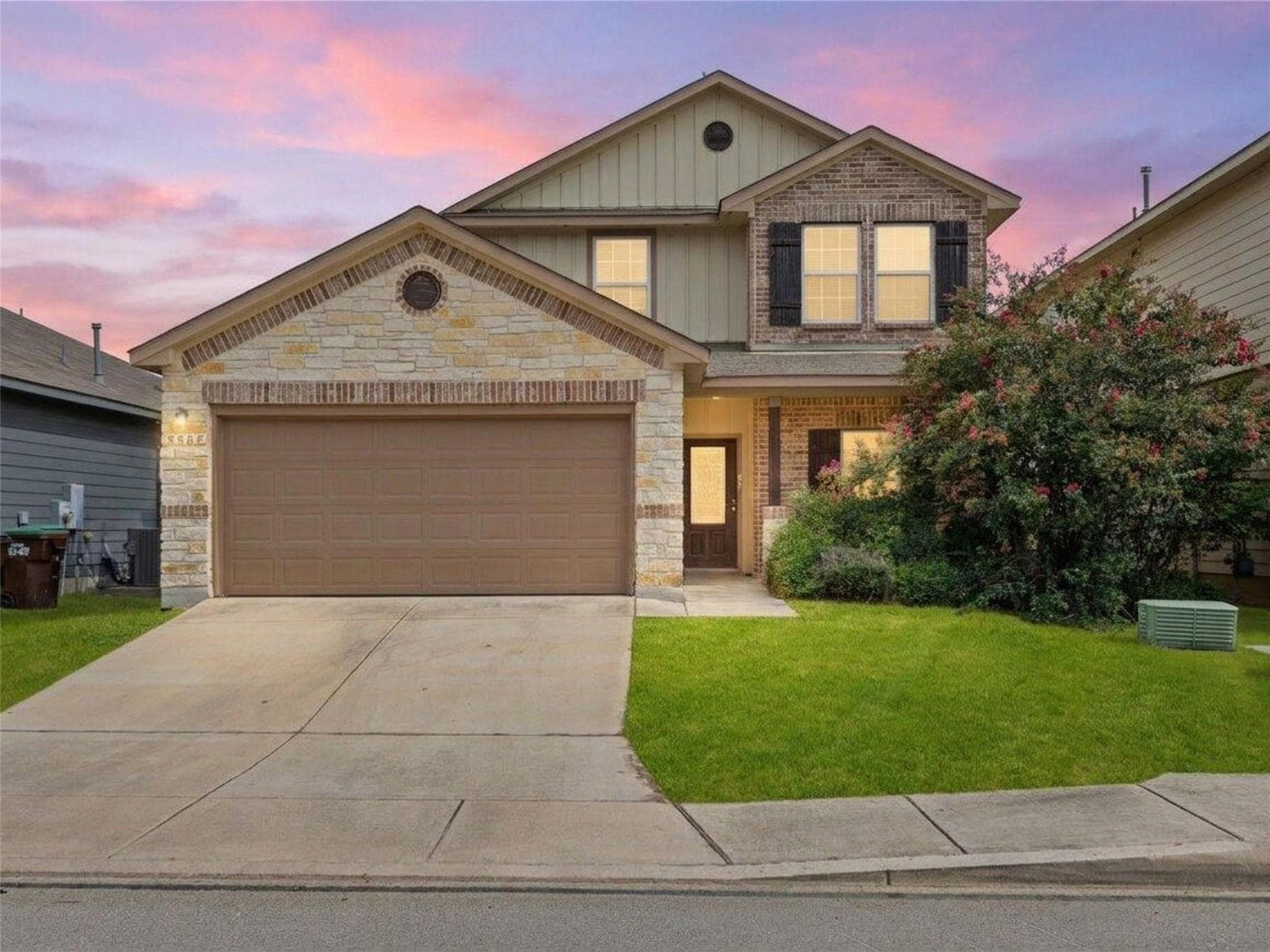 9907 Belmore Cv