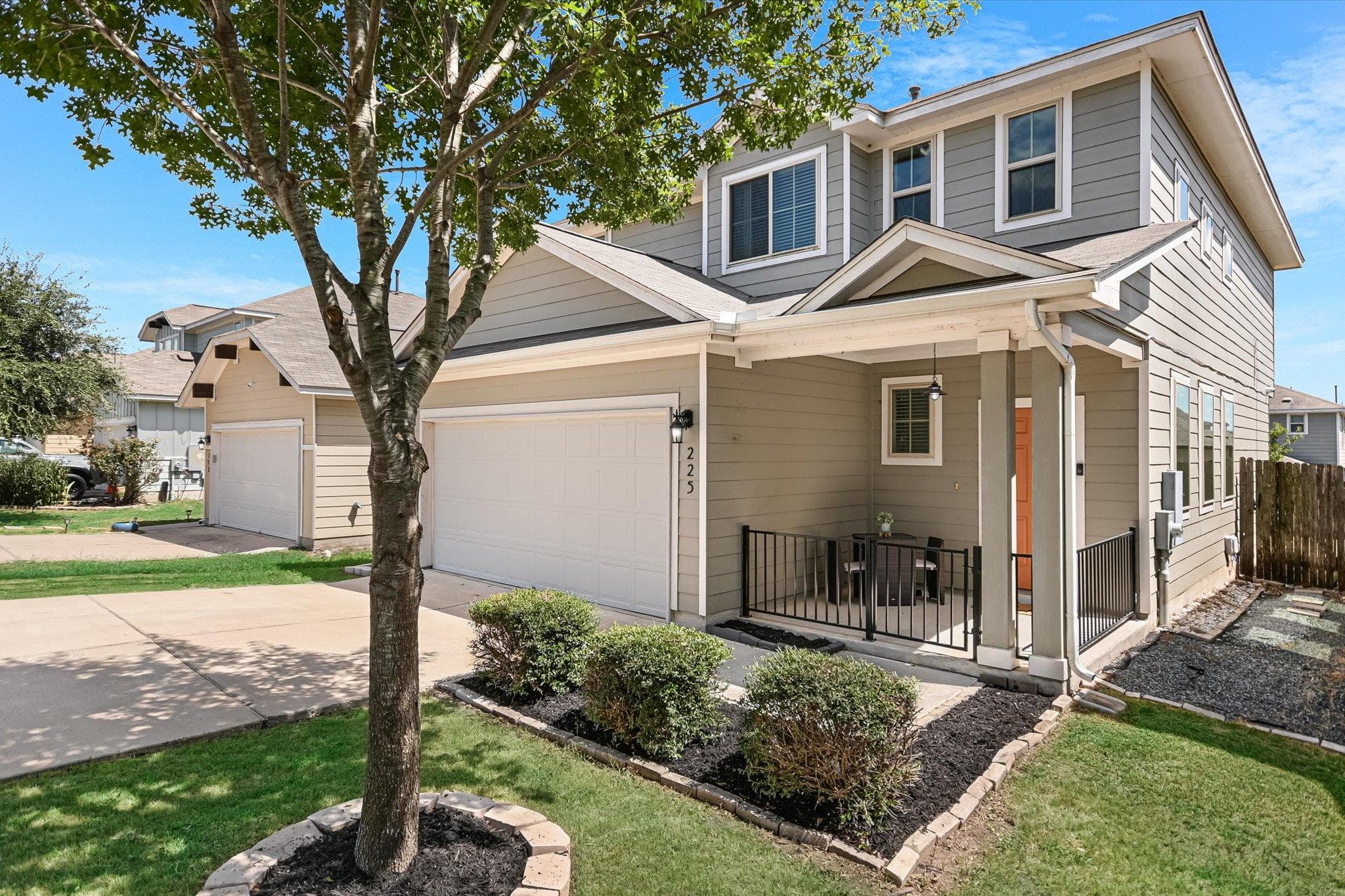 225 Vestral Rd