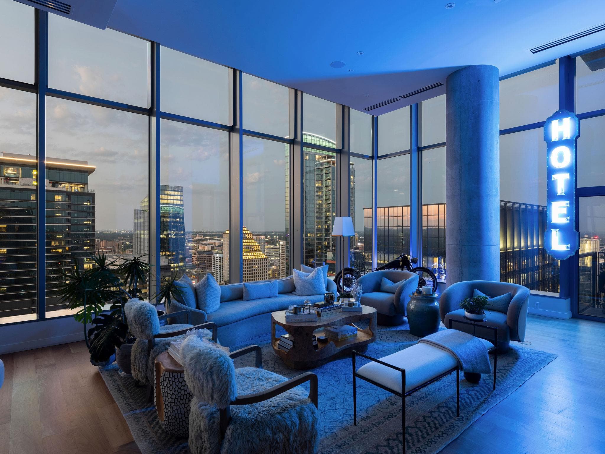 210 Lavaca St #3504
