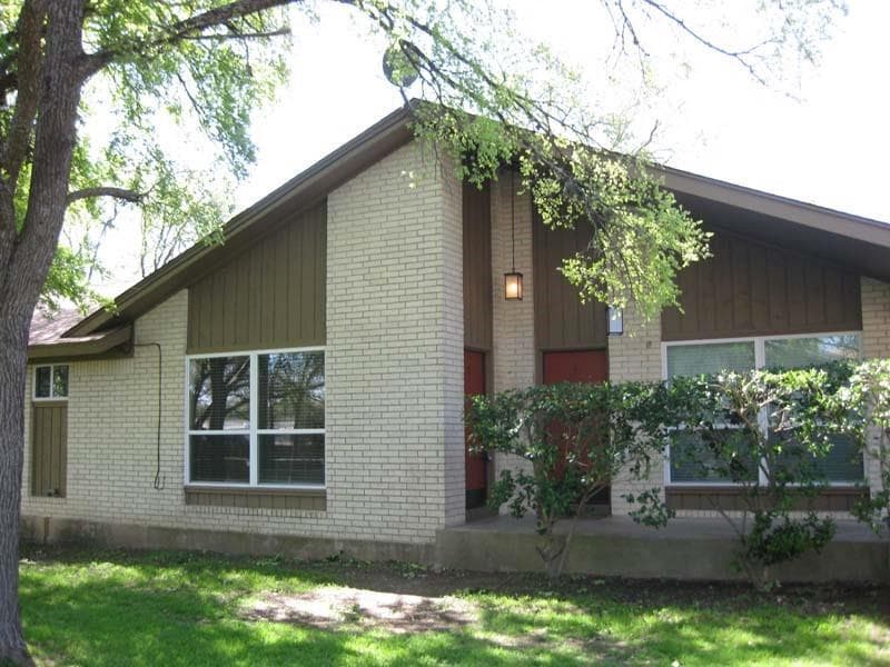 11905 Bell Ave #A