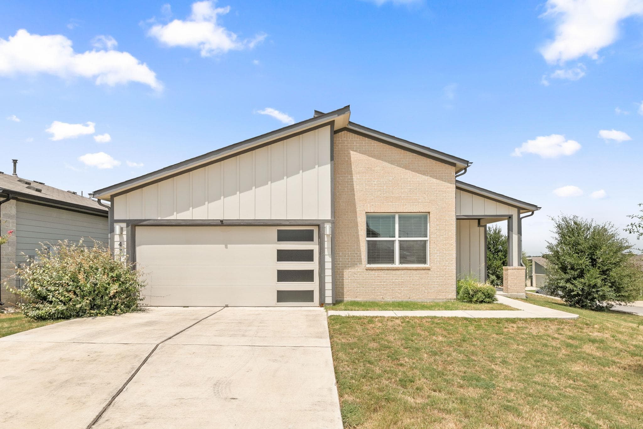 4712 Canongate Dr