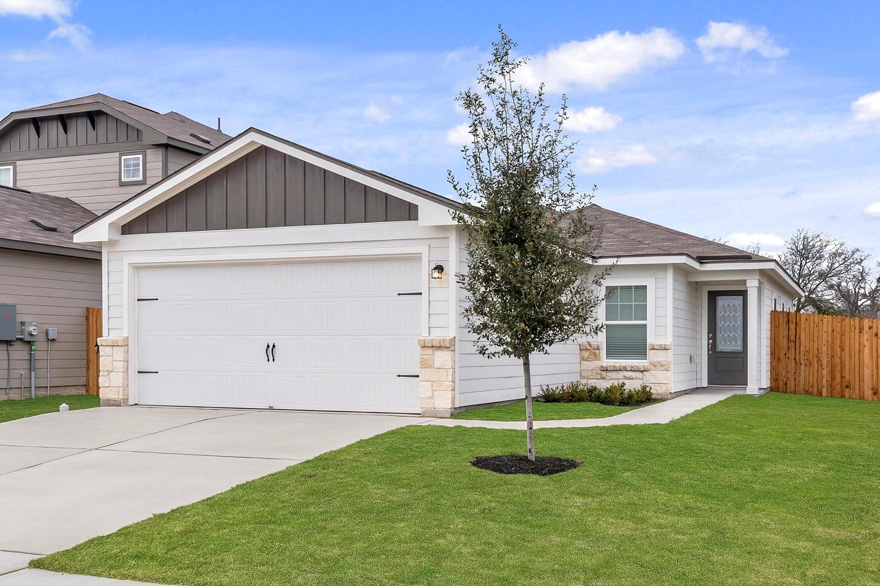 14517 Wahlbergs Way