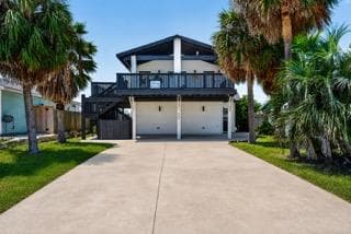 500 Royal Palm Ln