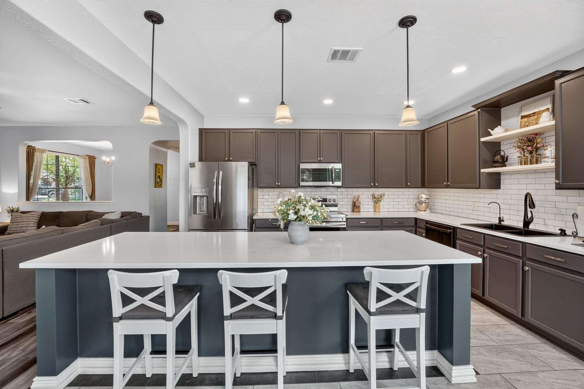 213 Silver Lace Ln
