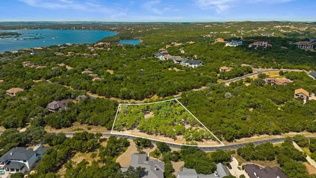 17609 Regatta View Dr