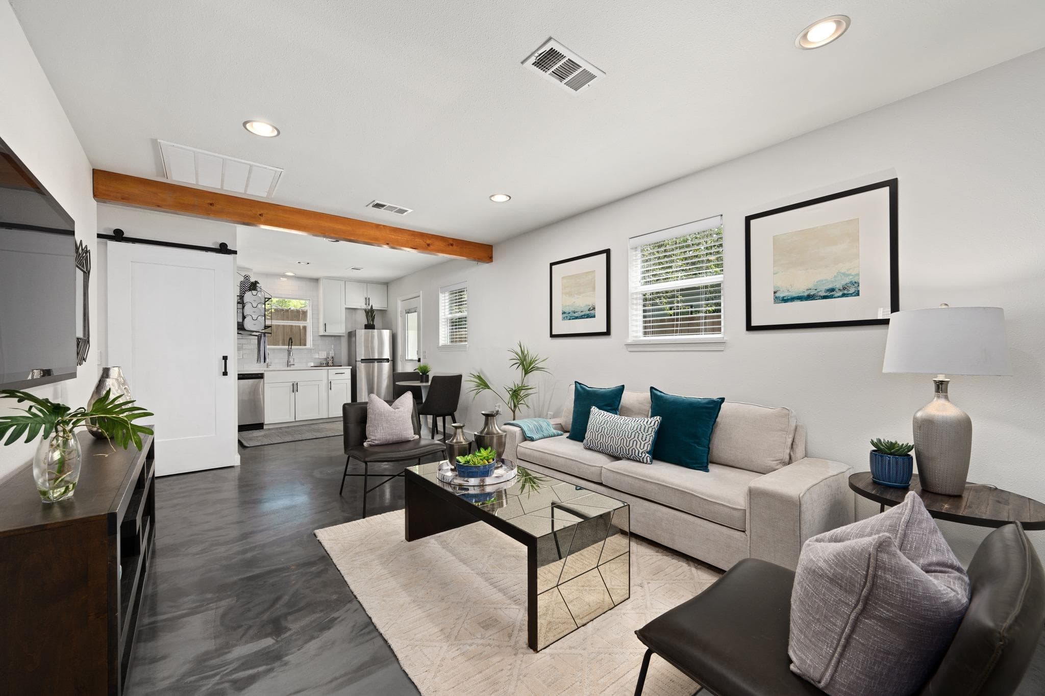 1406 Brentwood St #2