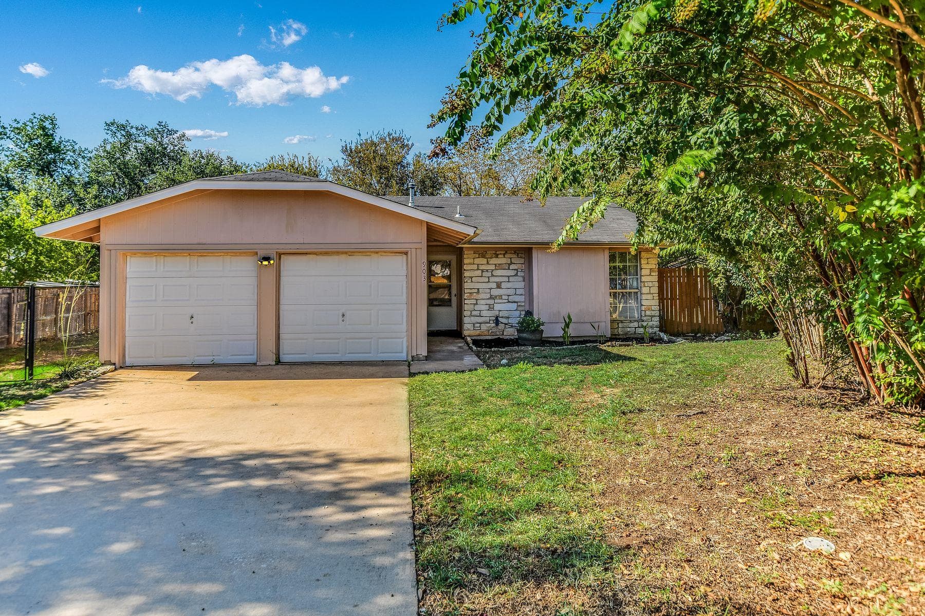 903 Burnt Oak Ct