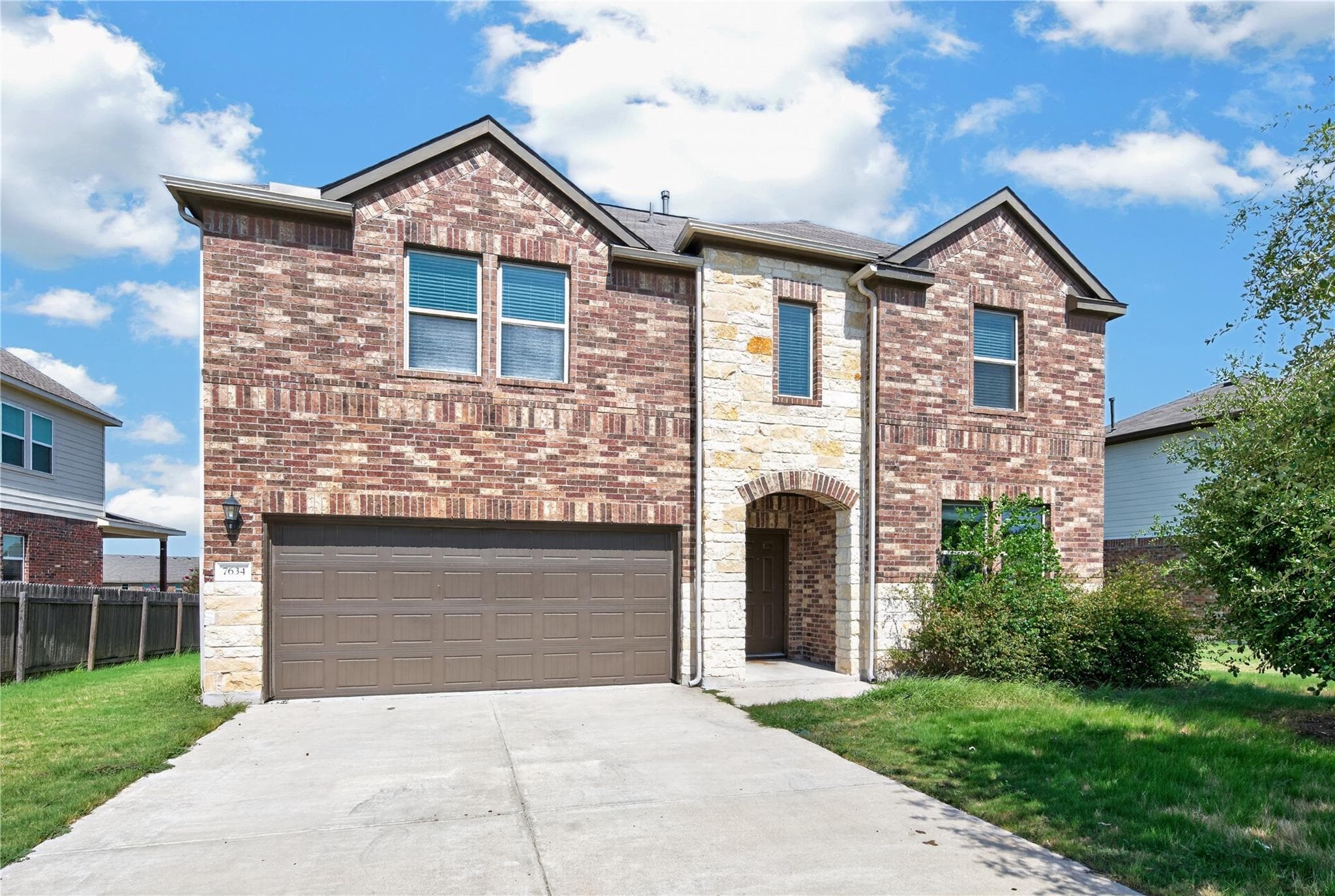 7634 Leonardo Dr