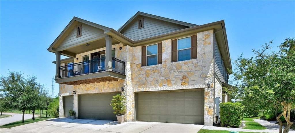9201 Brodie Ln #9402