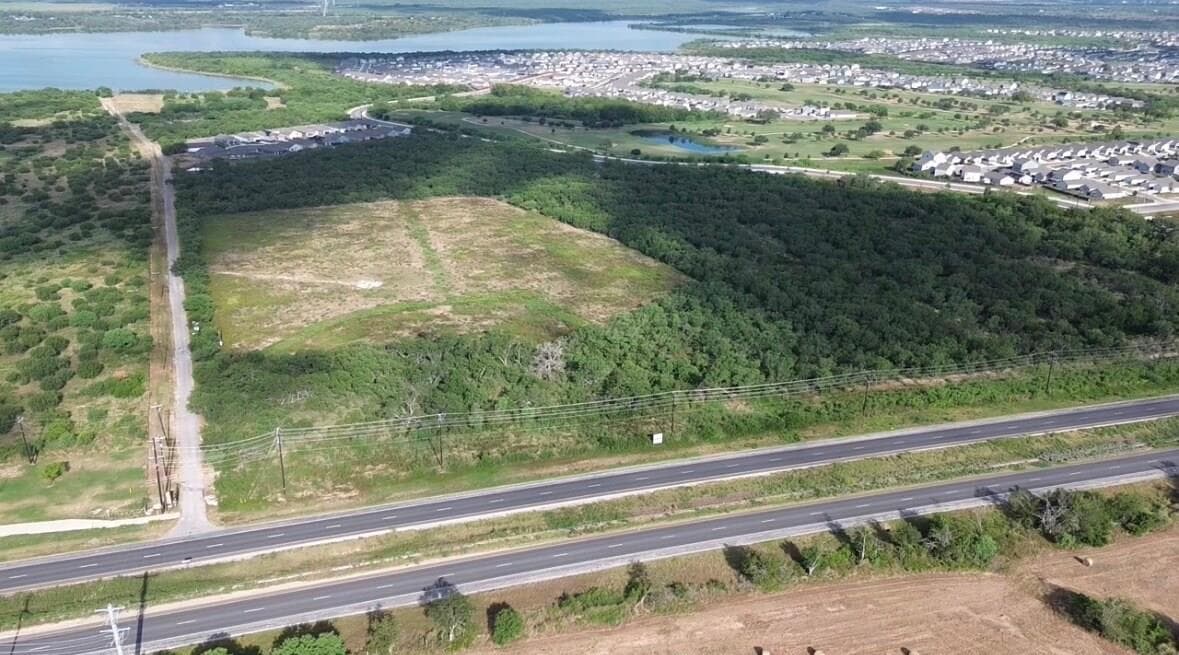 13699 US-281 Hwy
