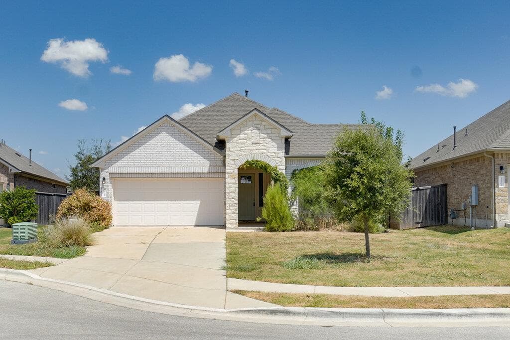 14305 McArthur Dr