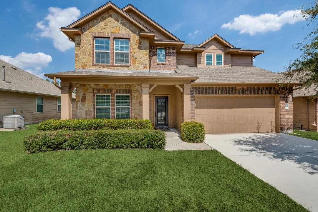 628 Bottle Brush Dr